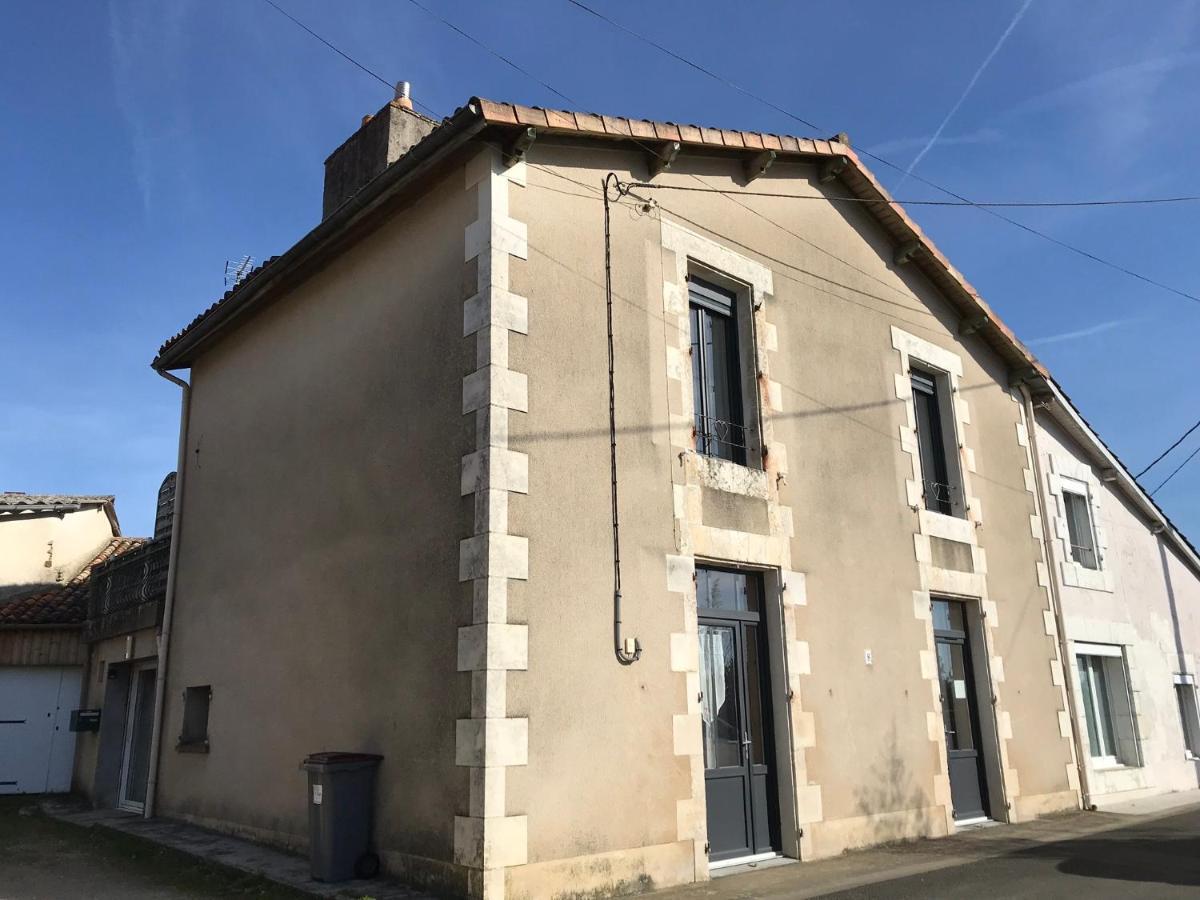 Petite Escale Vivonnoise A 2 Villa Vivonne Exteriör bild